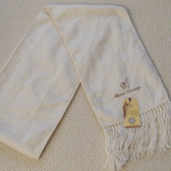 $30 for this brand new authentic "Alpaca Camargo" wool scarf from Peru! - Picture 1 of 2